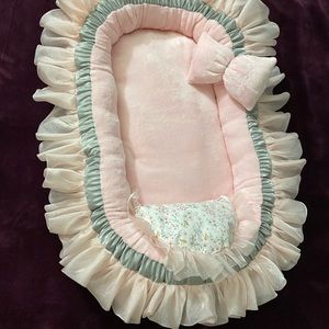 Baby nest